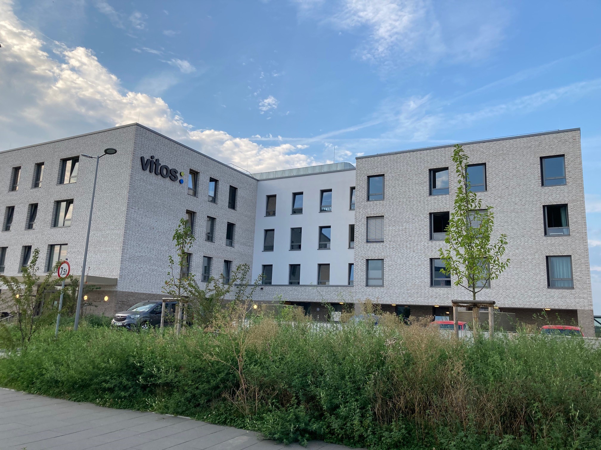 Vitos Hochtaunus Campus Außengebäude